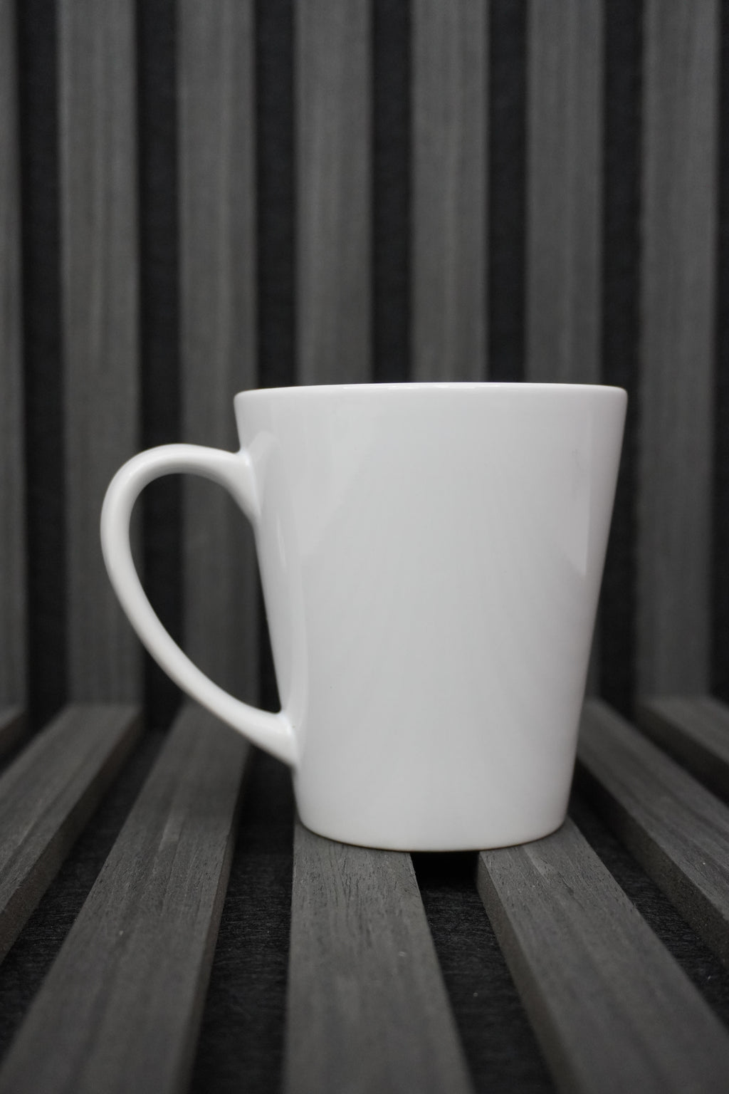 Konisk mugg med personlig design