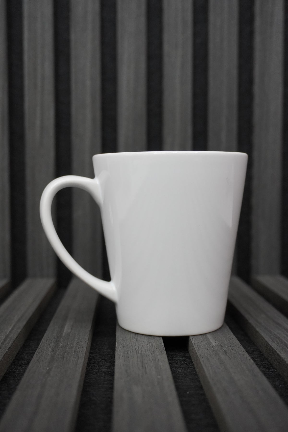 Konisk mugg med personlig design