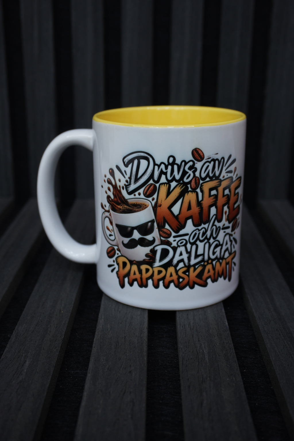 Presentlåda till fars dag: T-shirt, mugg och underlägg