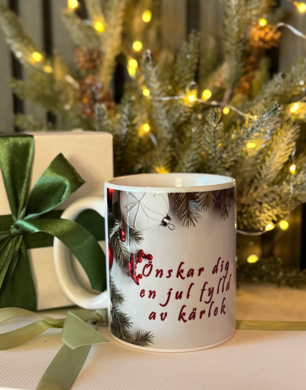 Personalized Christmas Gift Set – Name Ornament, Mug & Coaster