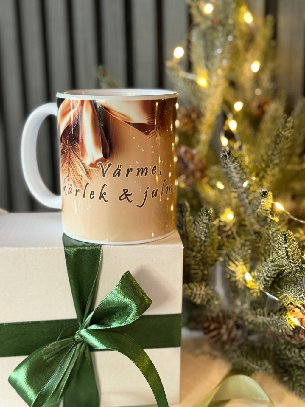 Personalised Christmas Gift Set – Mug, Name Bauble & Coaster
