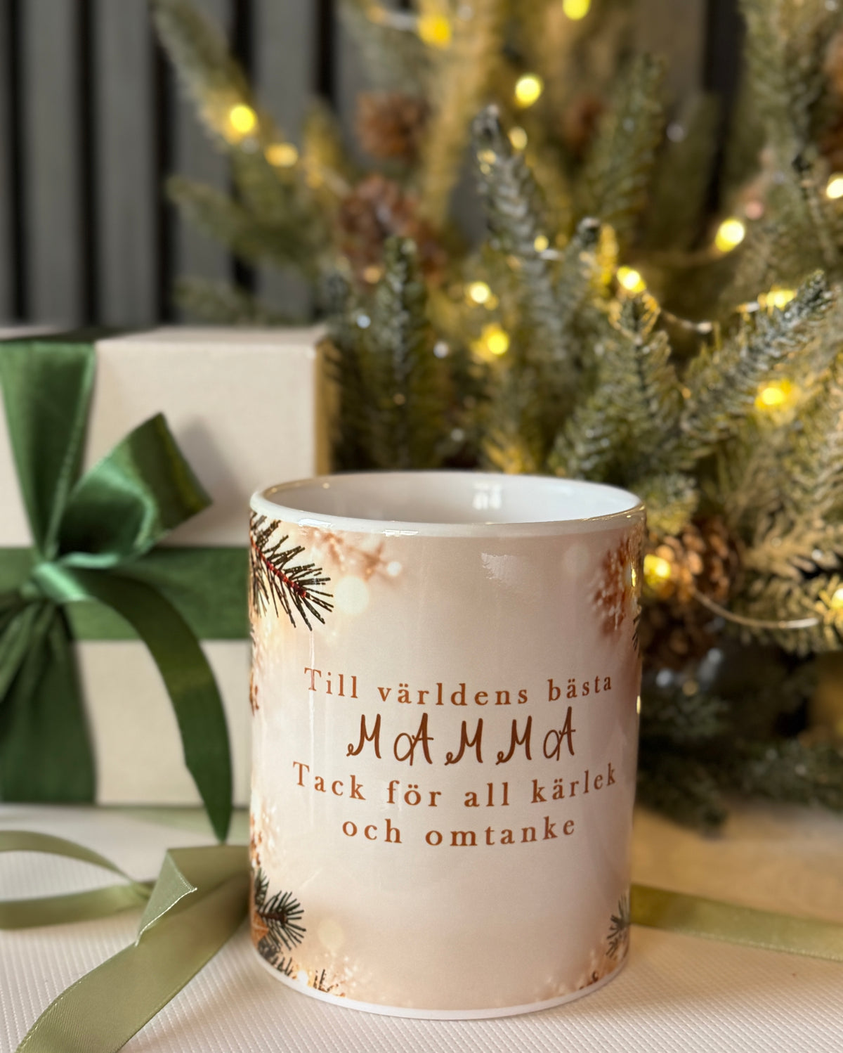 Christmas Gift Set for Mom – Mug, Candle & Coaster