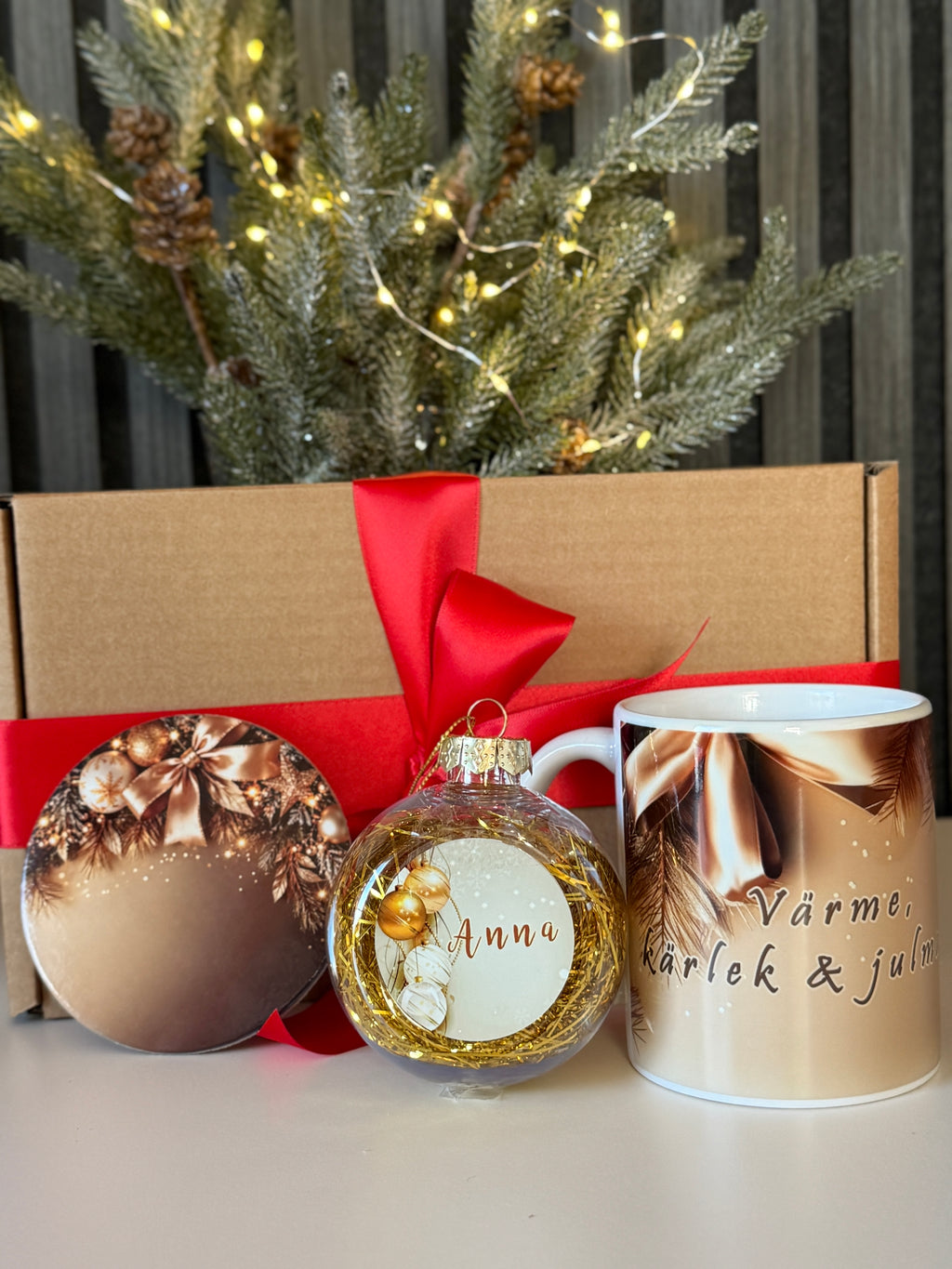 Personalised Christmas Gift Set – Mug, Name Bauble & Coaster